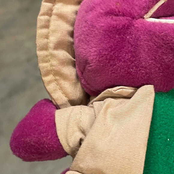 Barney plush/beanie w/ safari outfit Vintage 90’s - Picture 8 of 9